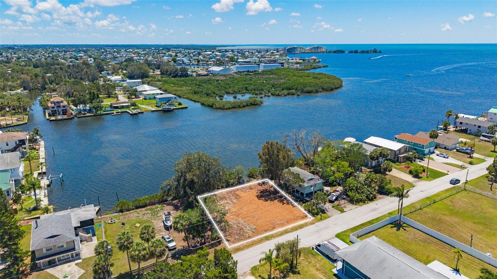 6646 SEAVIEW BLVD, HUDSON, FL