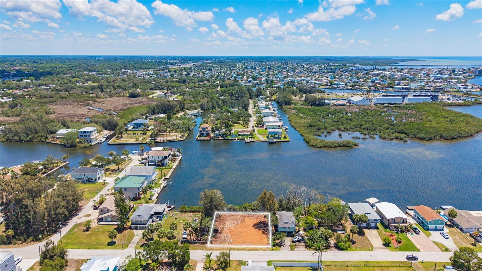 6646 SEAVIEW BLVD, HUDSON, FL — photo 7
