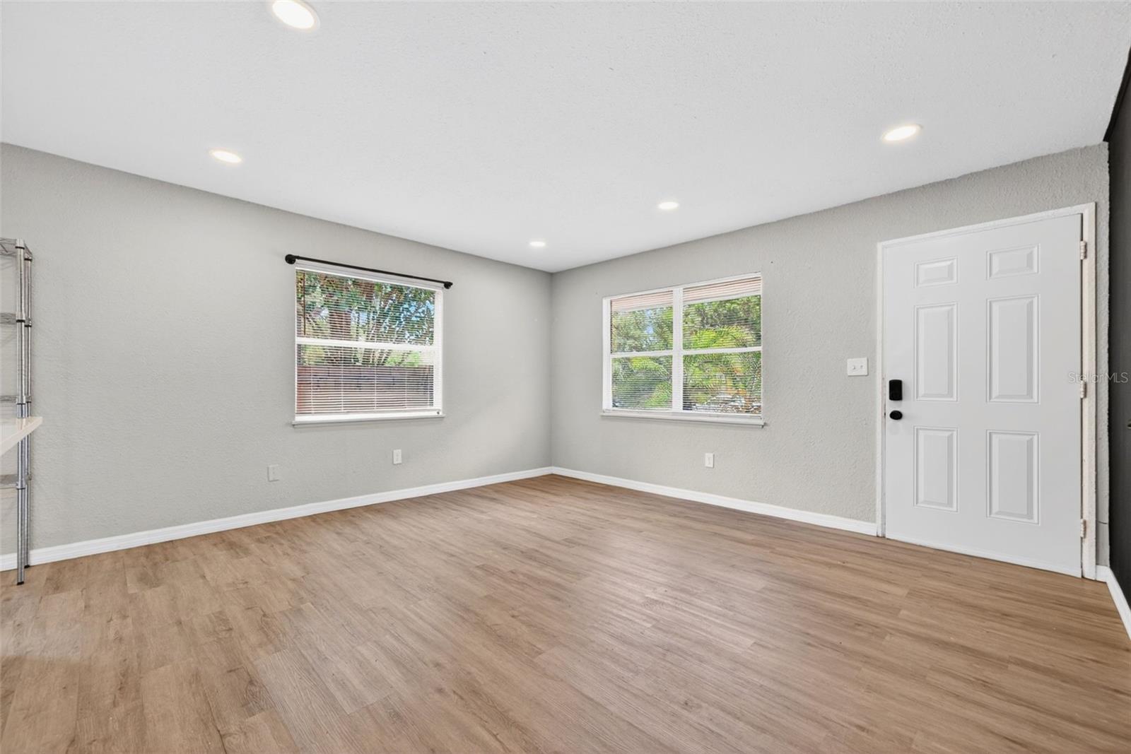 4616 9TH AVE S, ST PETERSBURG, FL — photo 9