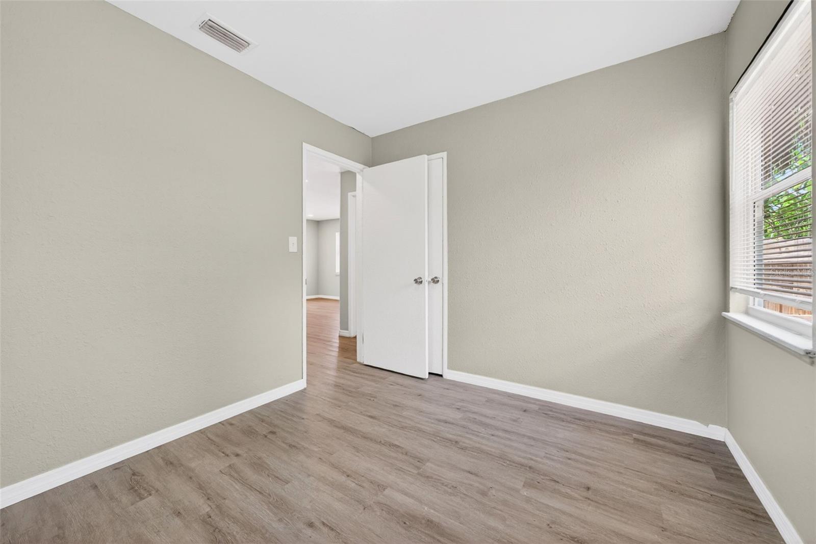 4616 9TH AVE S, ST PETERSBURG, FL — photo 28