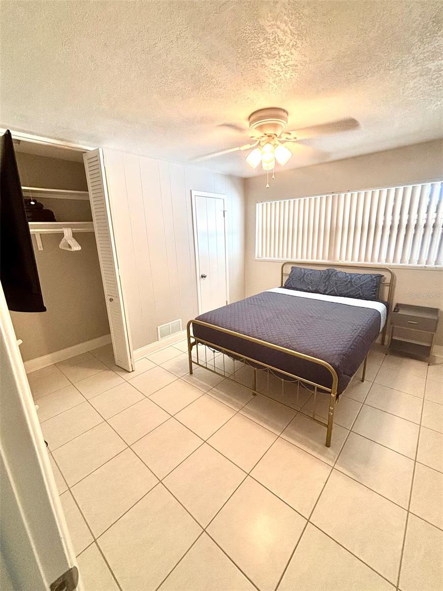 1201 KAPOK KOVE CIR, CLEARWATER, FL — photo 20
