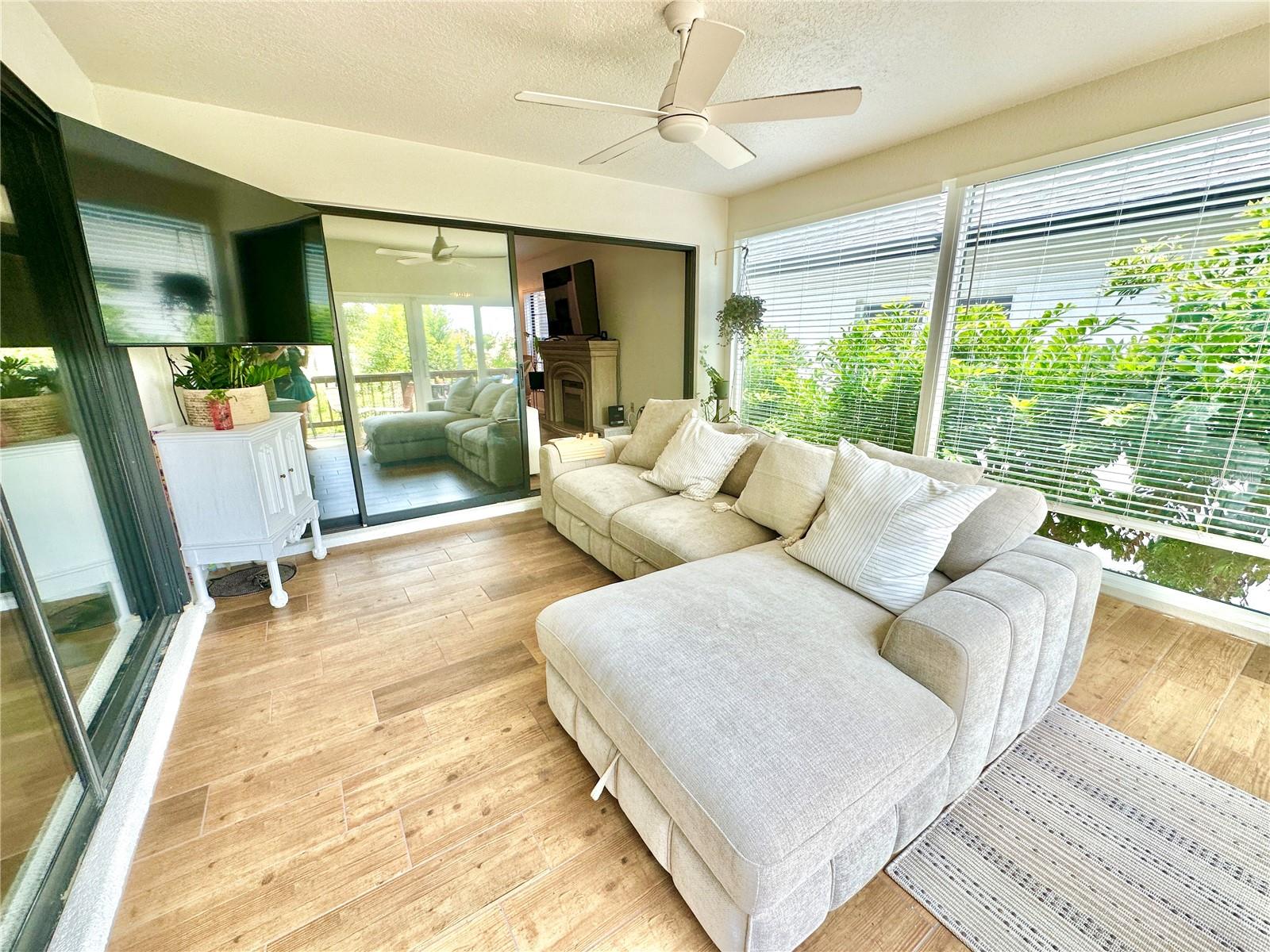 631 SAND LAKE CT, MOUNT DORA, FL — photo 14