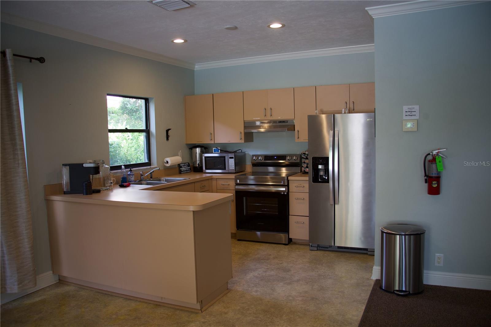 631 SAND LAKE CT, MOUNT DORA, FL — photo 50