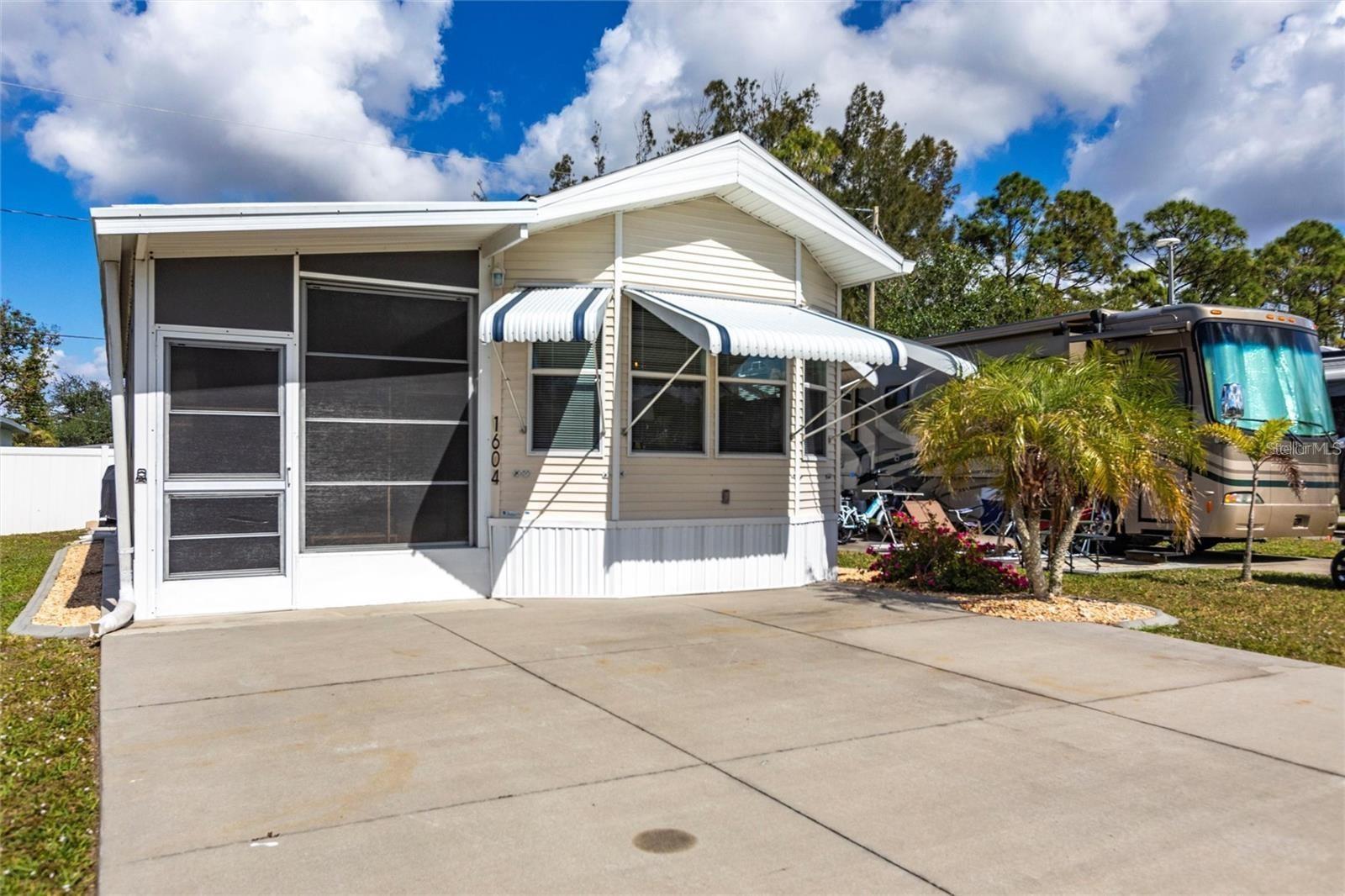 1604 N MANATEE LOOP, PUNTA GORDA, FL — photo 2
