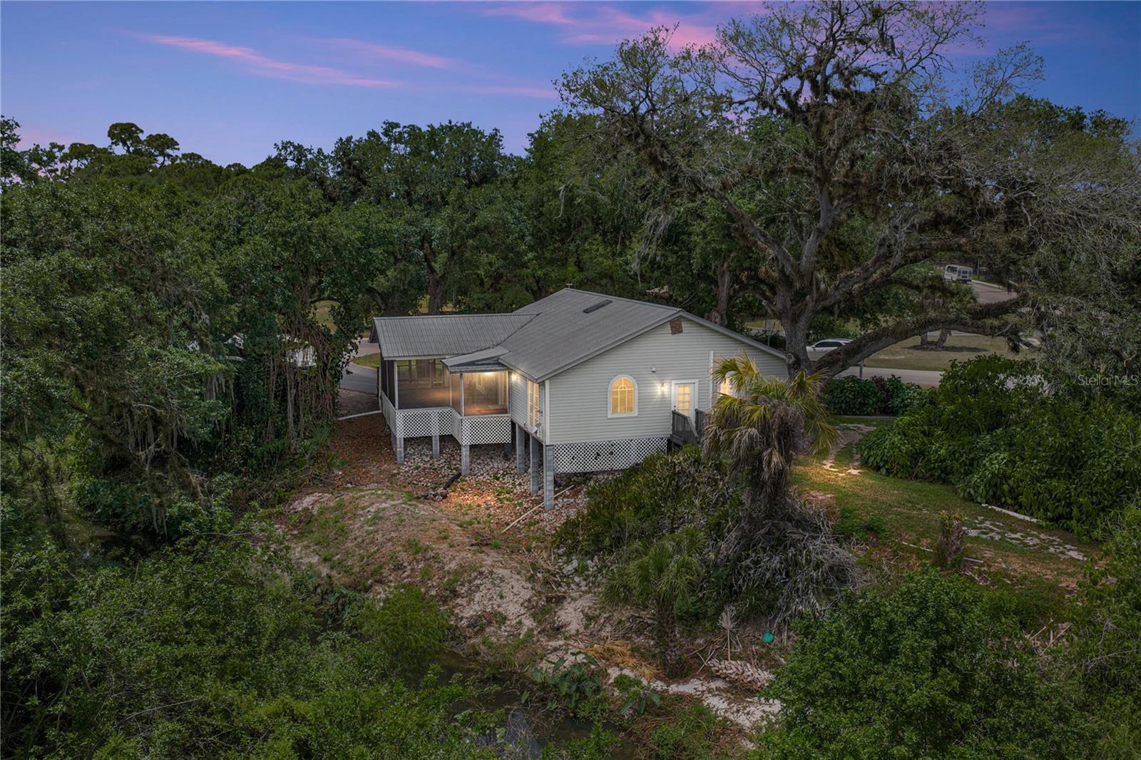 975 CALOOSA ESTATES DR, LABELLE, FL — photo 2