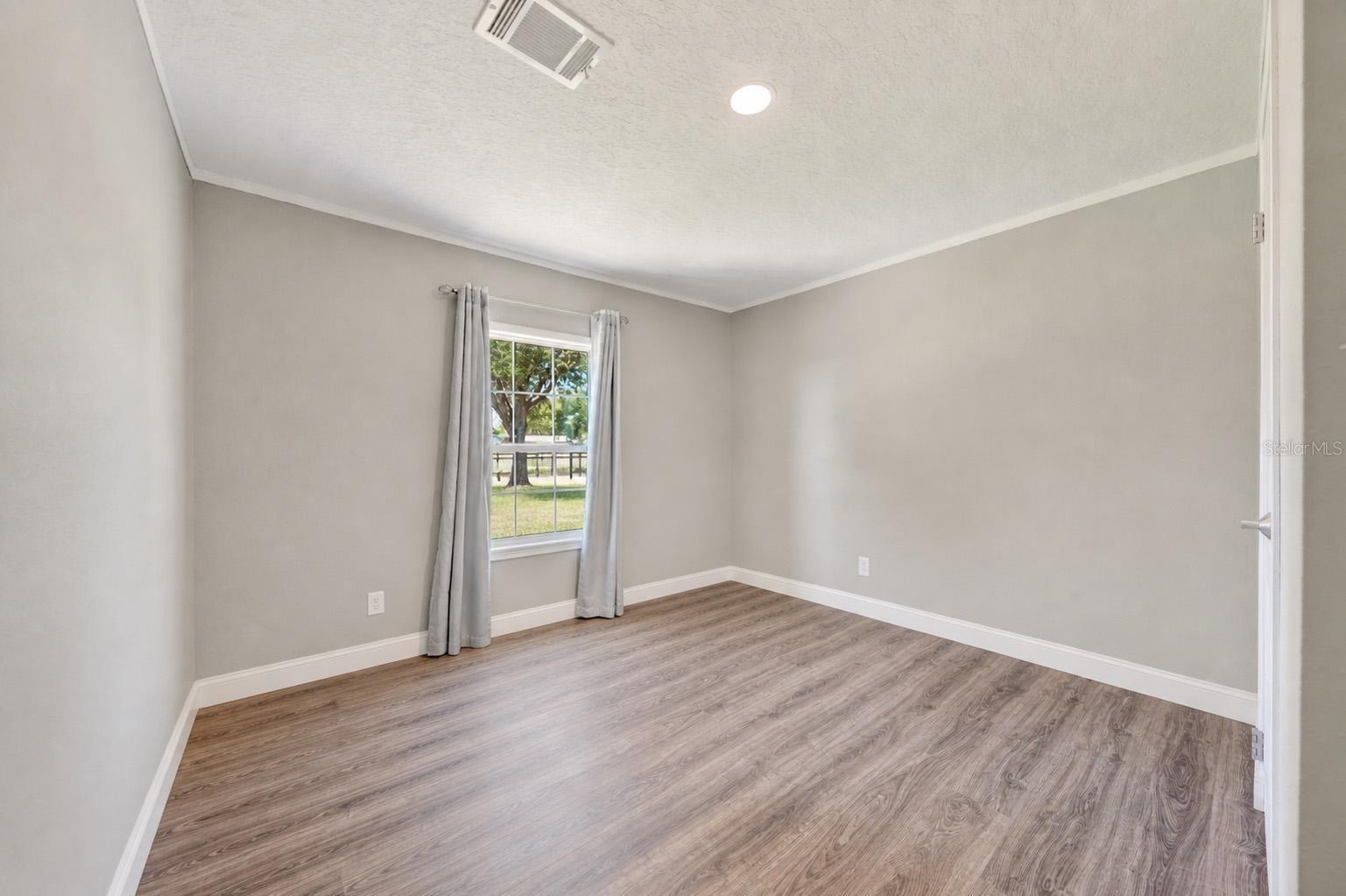 18350 SE 42ND PL, MORRISTON, FL — photo 28