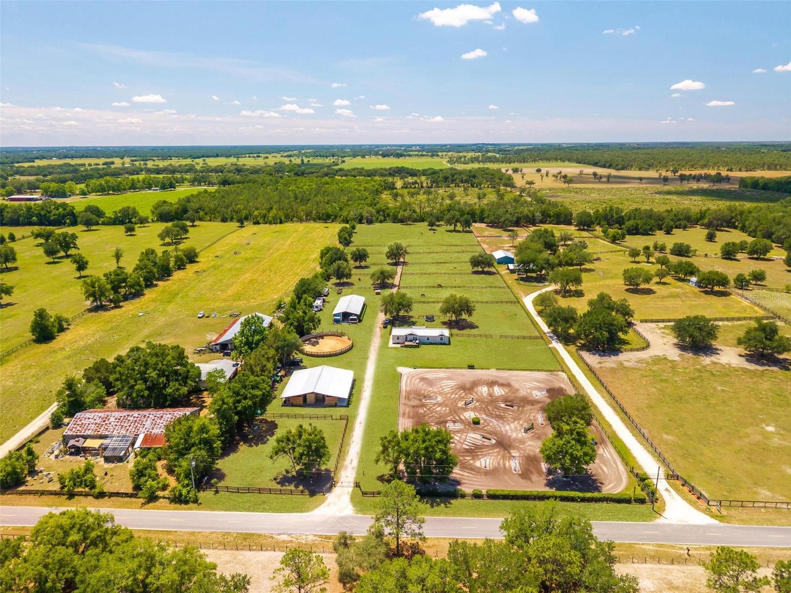 18350 SE 42ND PL, MORRISTON, FL — photo 2