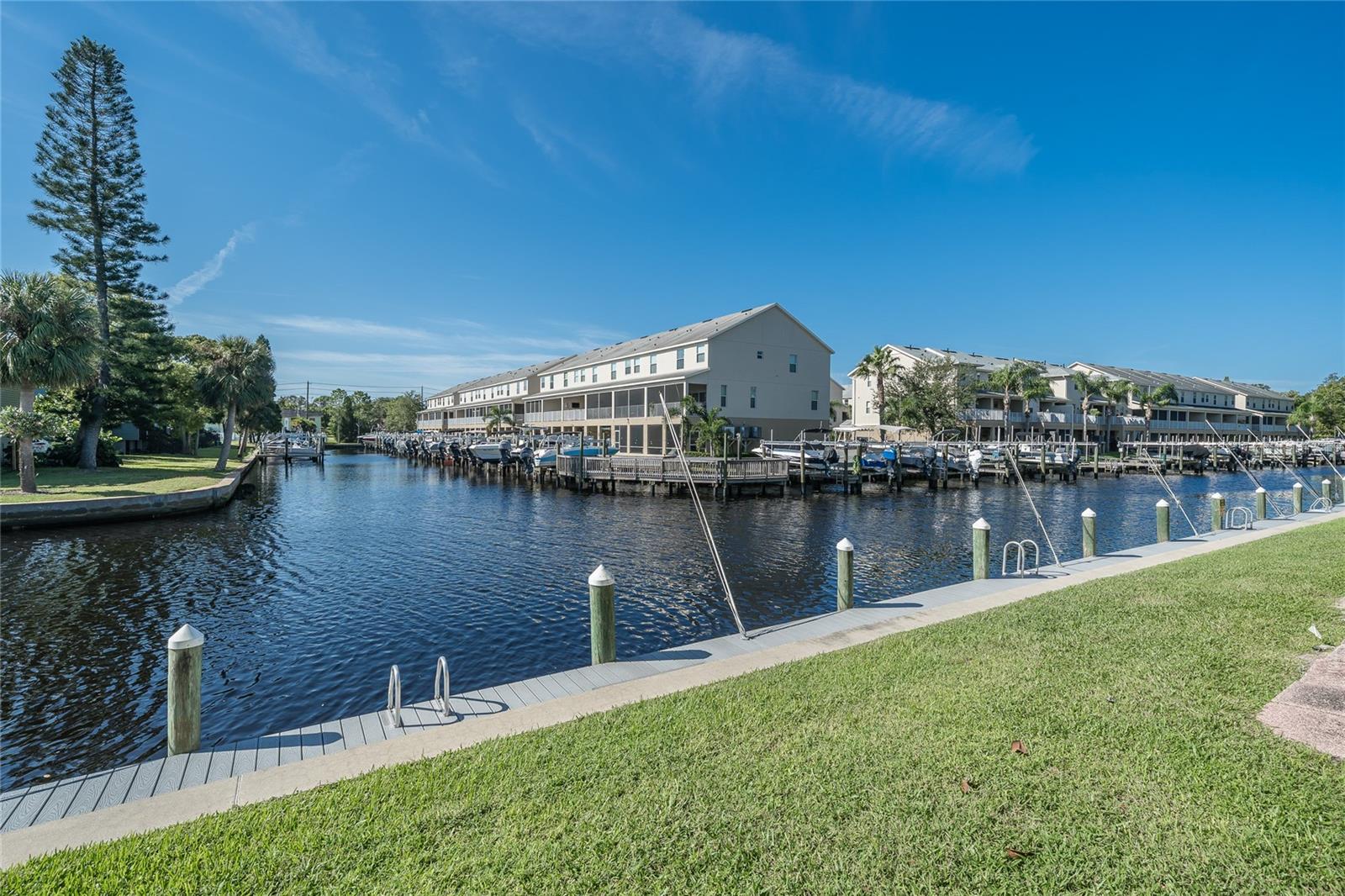 372 MOORINGS COVE DR #372, TARPON SPRINGS, FL — photo 13