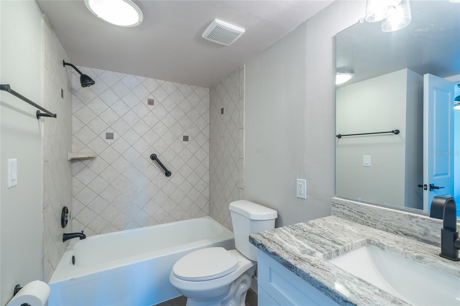 372 MOORINGS COVE DR #372, TARPON SPRINGS, FL — photo 33