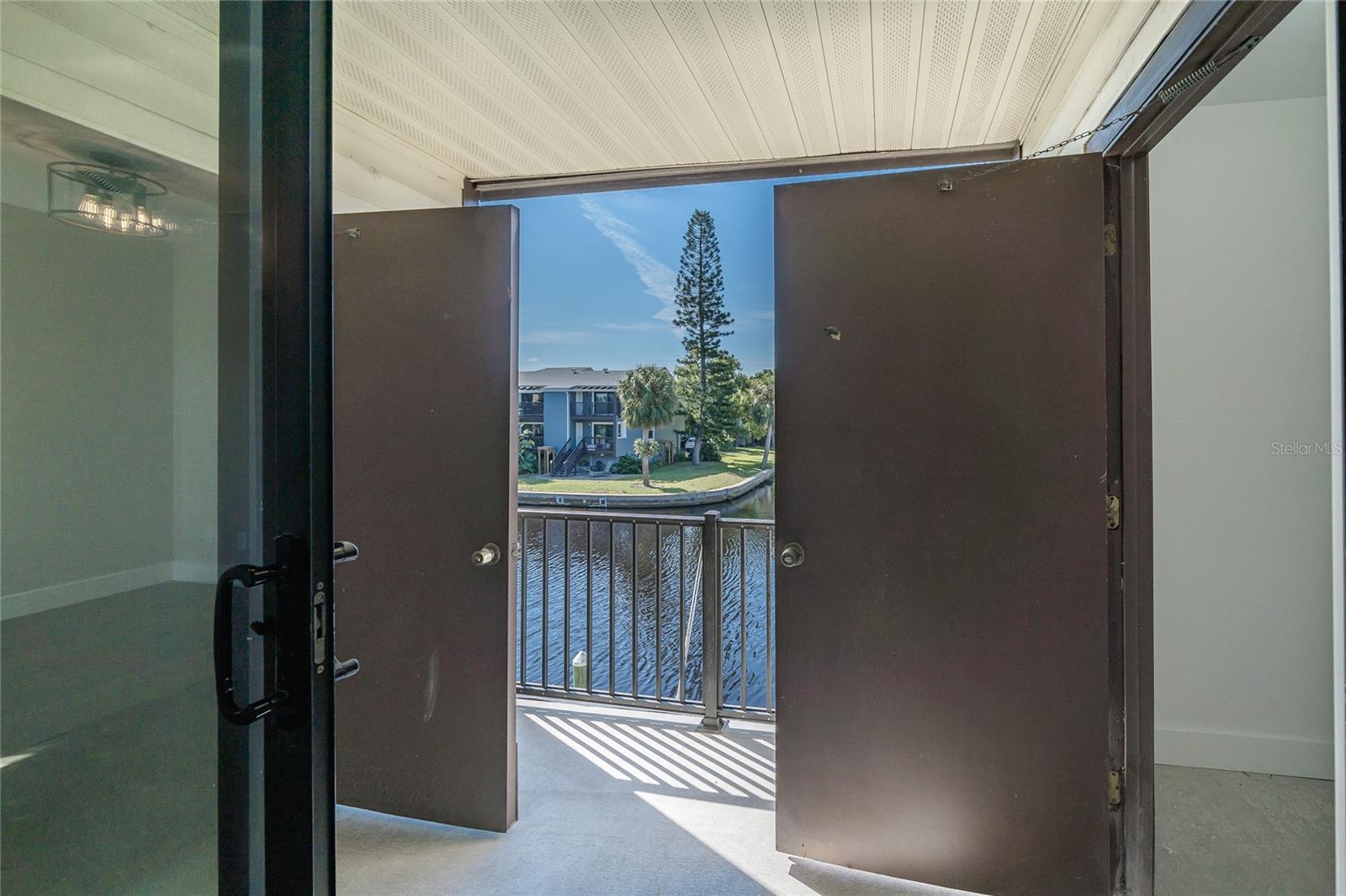 372 MOORINGS COVE DR #372, TARPON SPRINGS, FL — photo 39