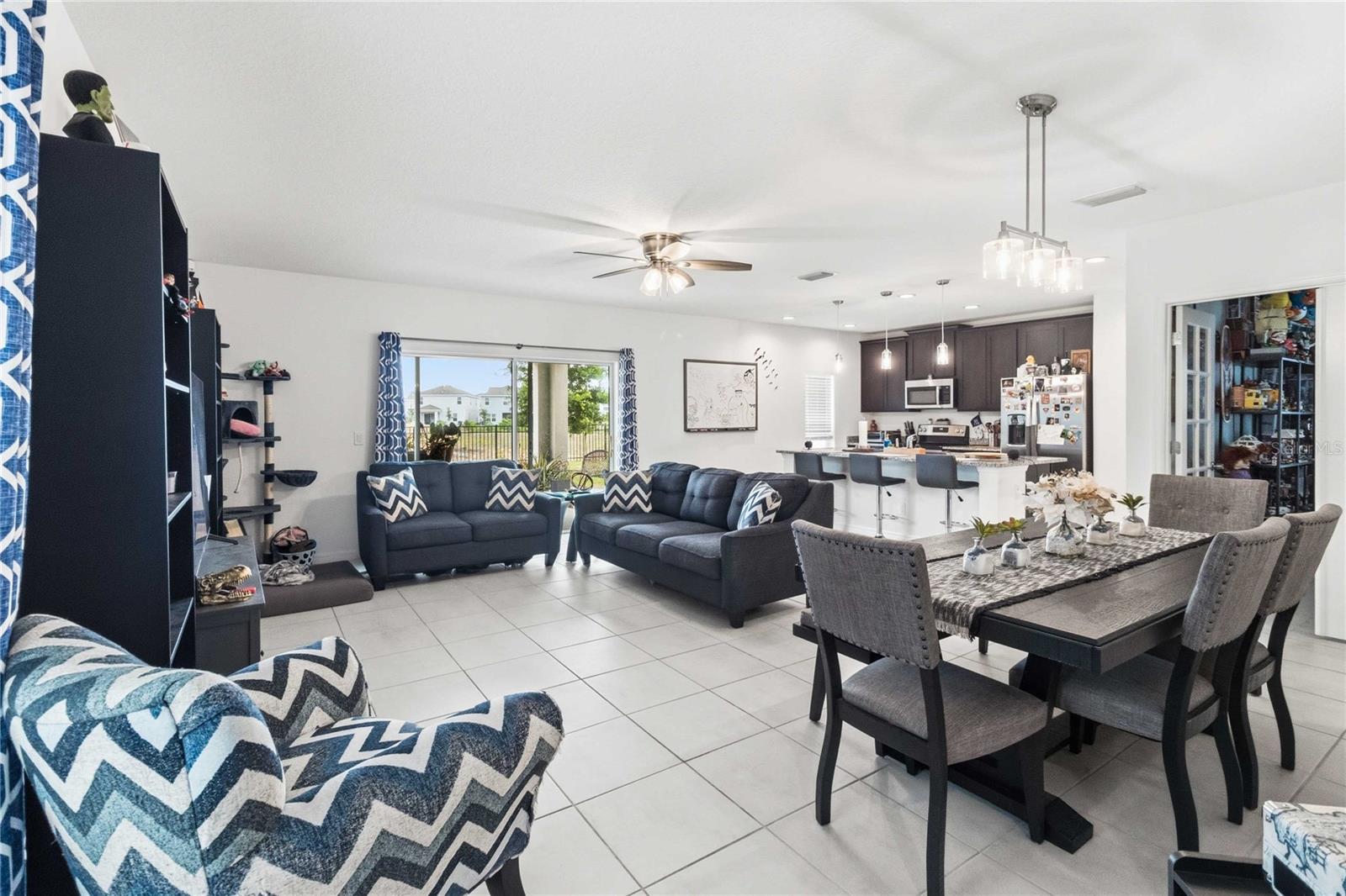 1275 ISLAND SLOUGH LN, DAVENPORT, FL — photo 10