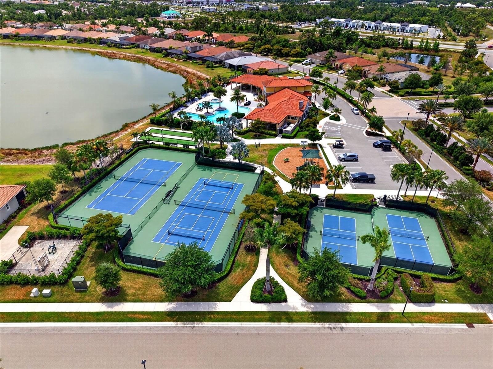 20458 BANDERA PL, VENICE, FL — photo 40