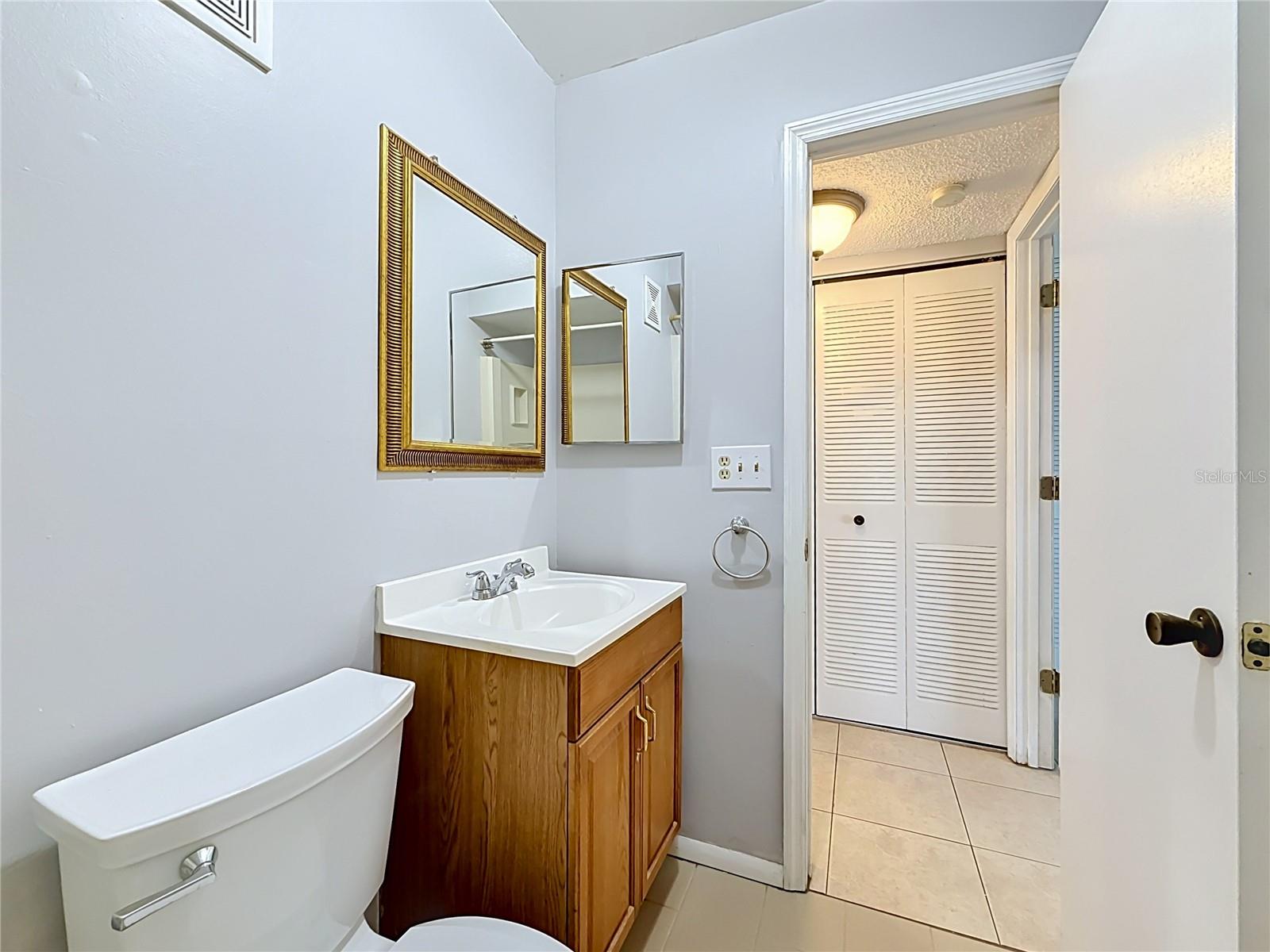 2474 ENTERPRISE RD #3, CLEARWATER, FL — photo 17