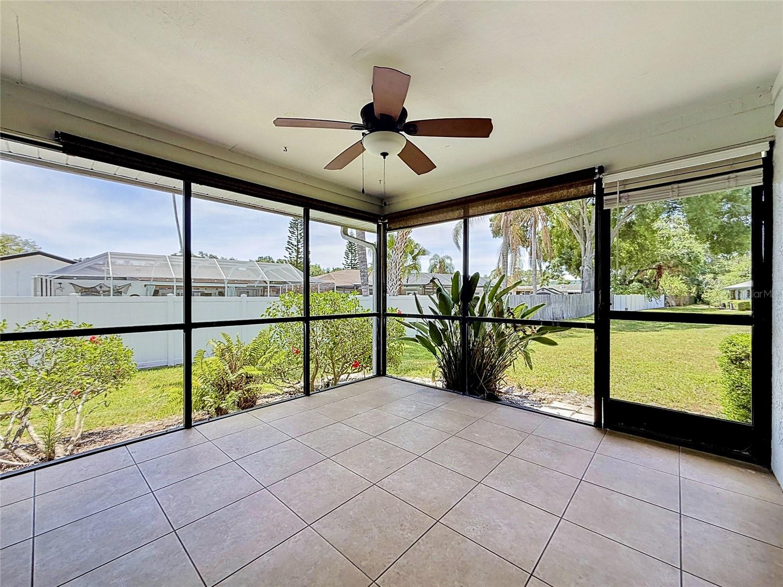 2733 COUNTRYSIDE BLVD #105, CLEARWATER, FL — photo 3