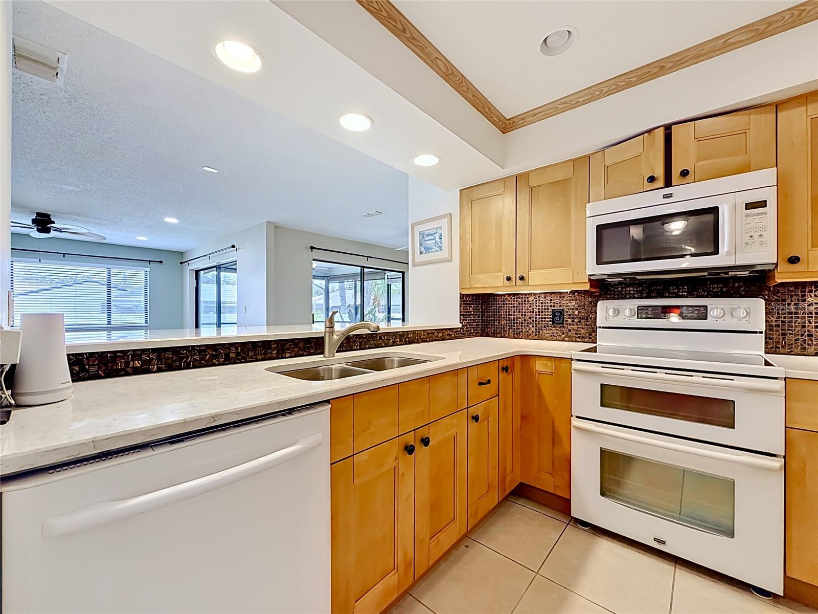 2733 COUNTRYSIDE BLVD #105, CLEARWATER, FL — photo 12