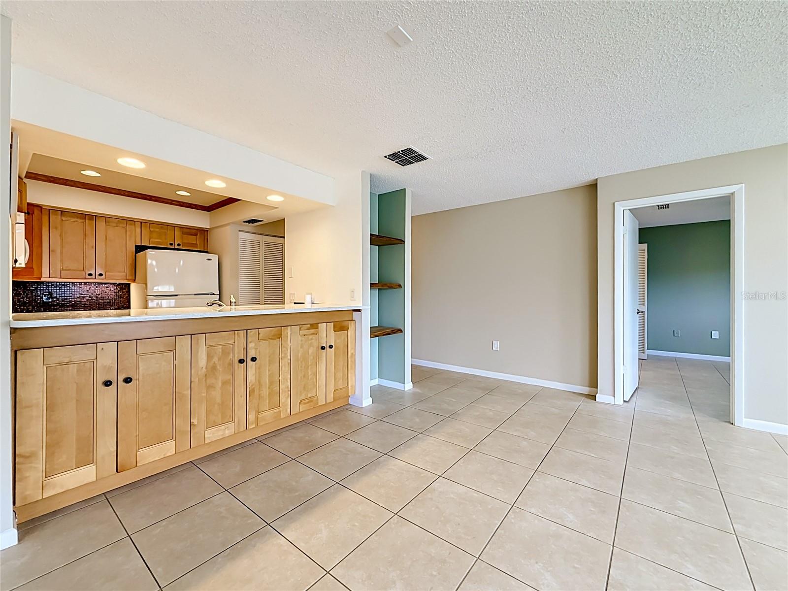 2733 COUNTRYSIDE BLVD #105, CLEARWATER, FL — photo 13