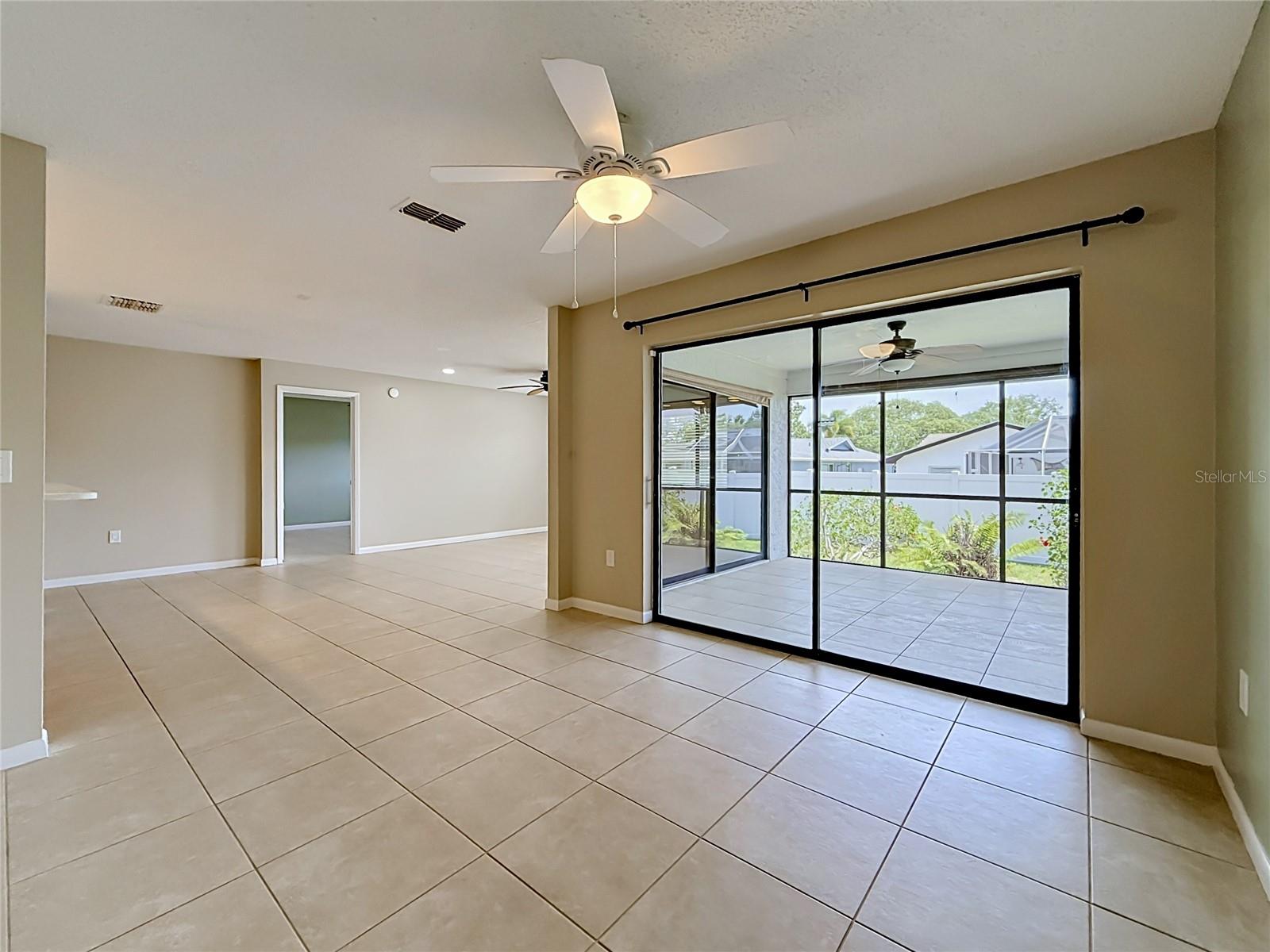 2733 COUNTRYSIDE BLVD #105, CLEARWATER, FL — photo 14