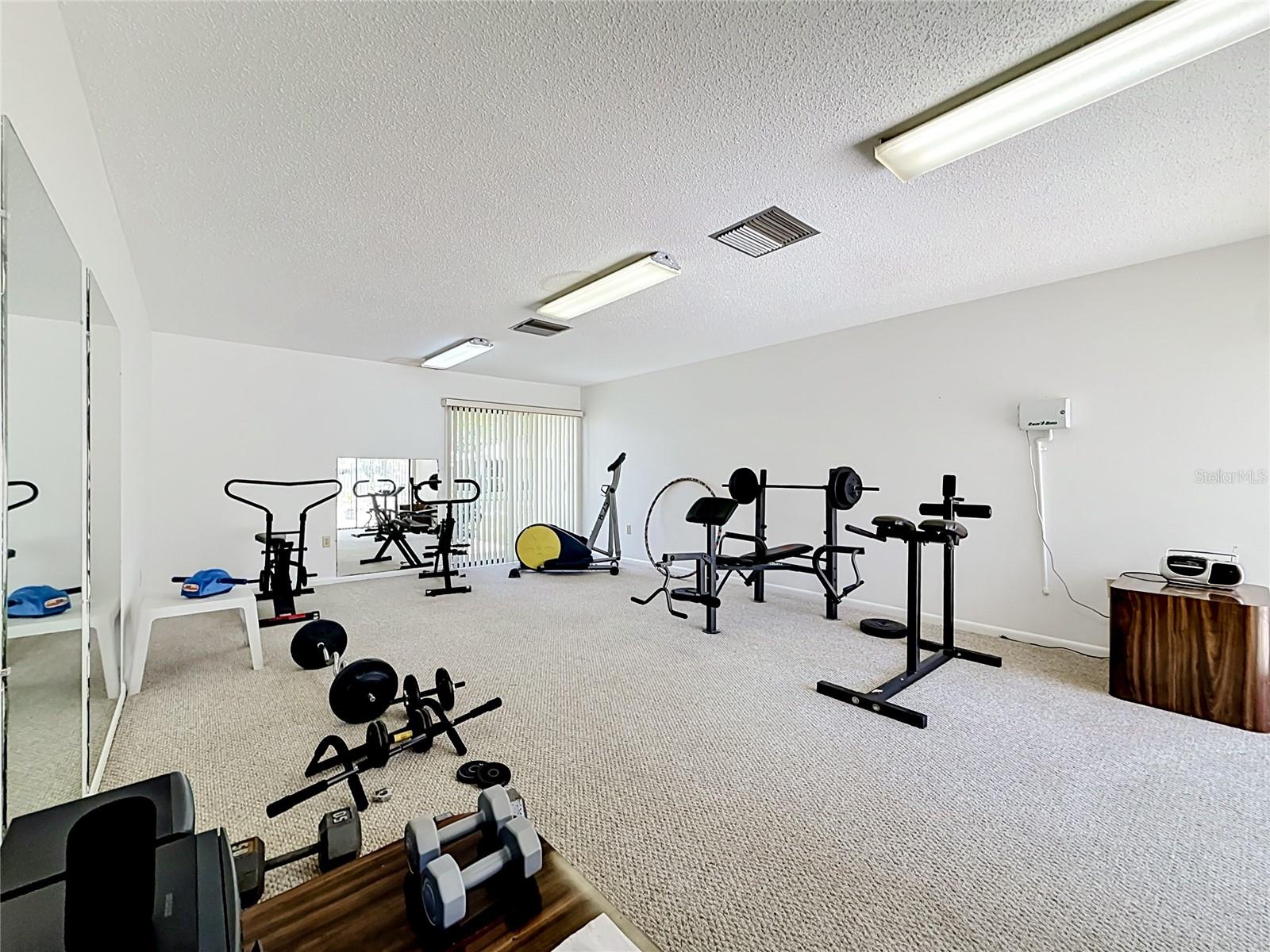 2733 COUNTRYSIDE BLVD #105, CLEARWATER, FL — photo 34
