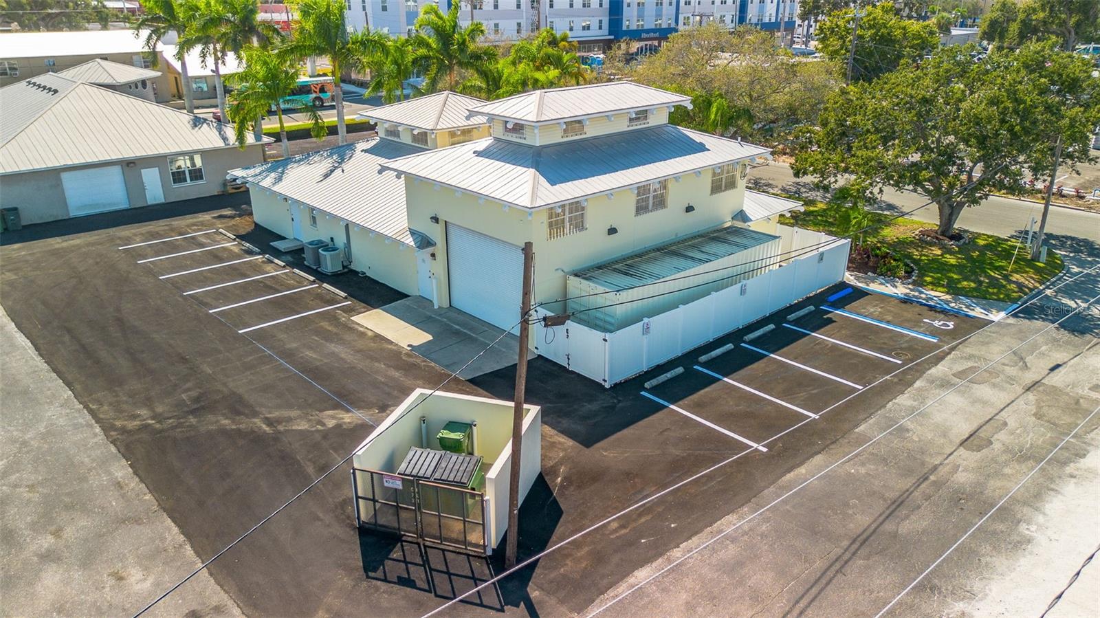 525 8TH ST W, BRADENTON, FL — photo 4