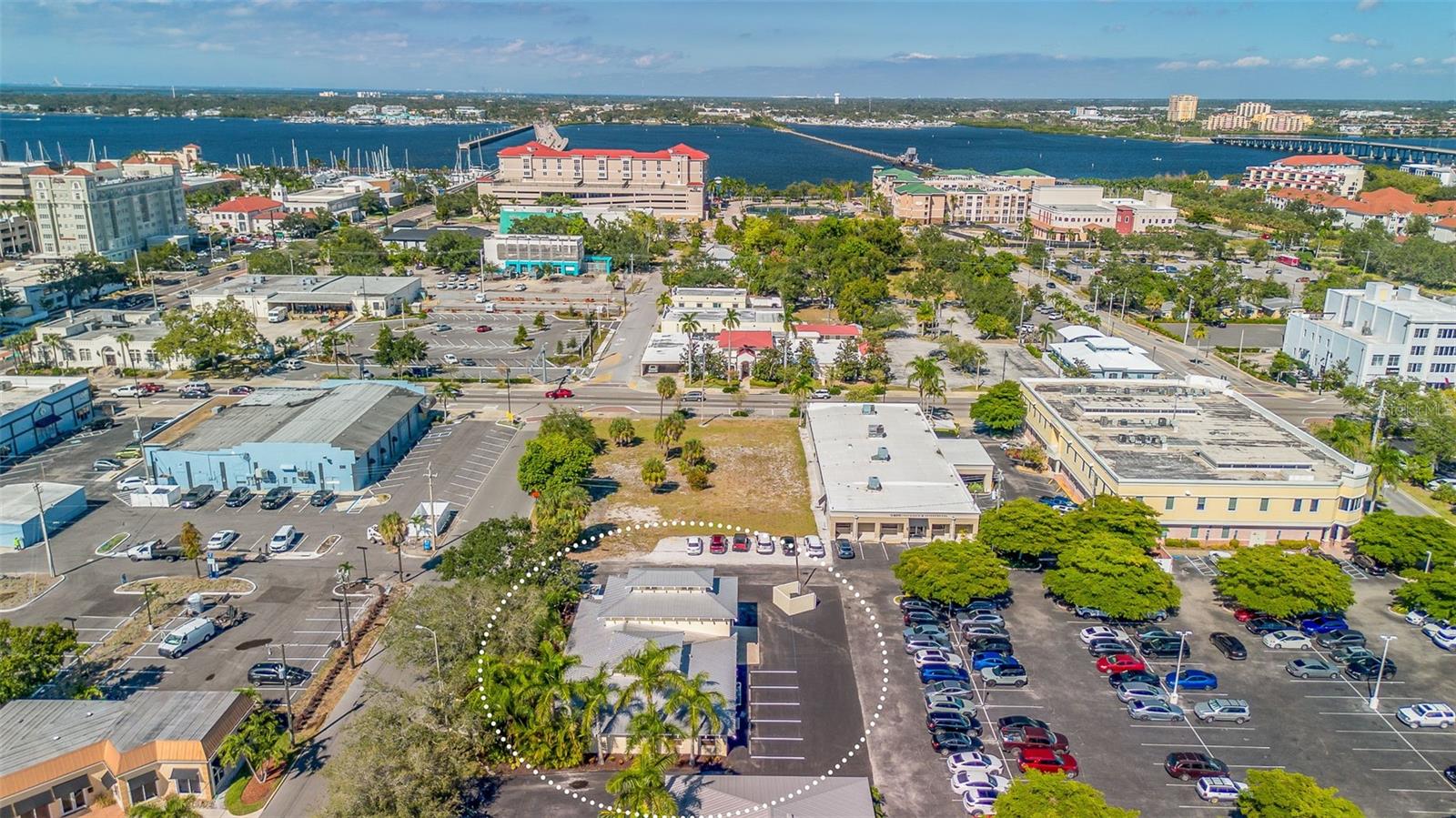 525 8TH ST W, BRADENTON, FL — photo 8