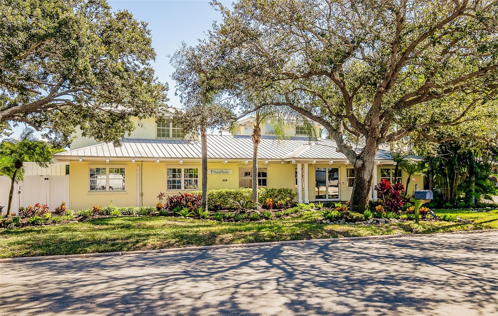 525 8TH ST W, BRADENTON, FL — photo 15