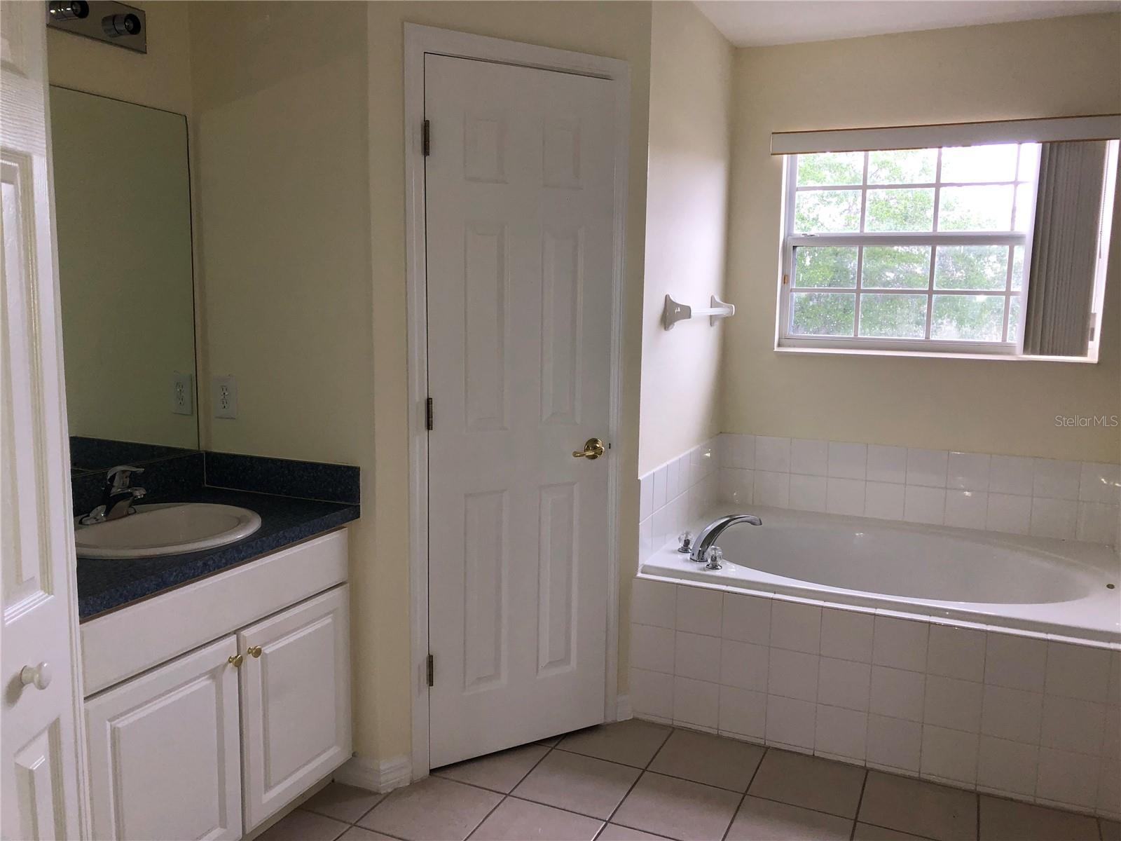 638 KENSINGTON DR, DAVENPORT, FL — photo 31