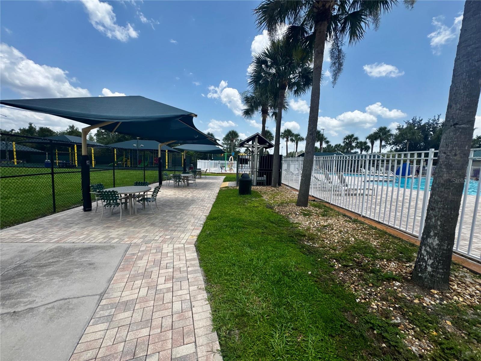 1033 BLACKWATER DR, WESLEY CHAPEL, FL — photo 46