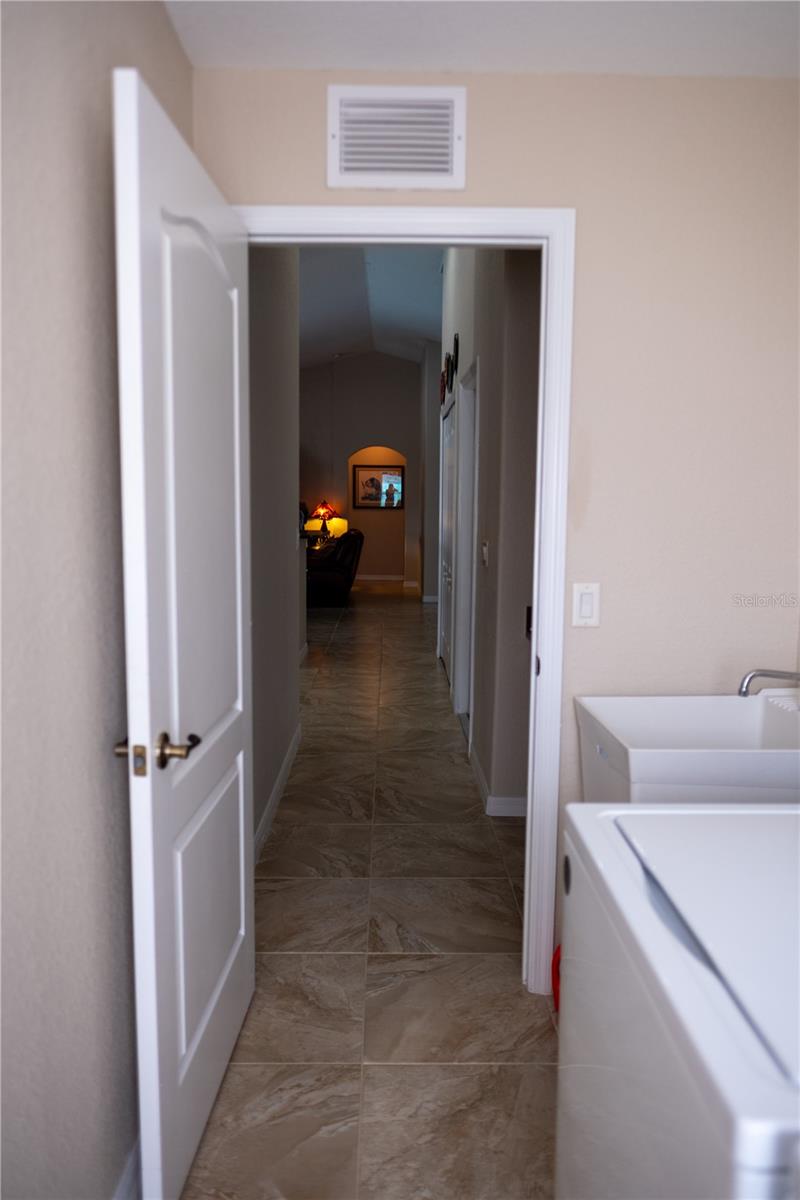 15648 MELPORT CIR, PORT CHARLOTTE, FL — photo 16