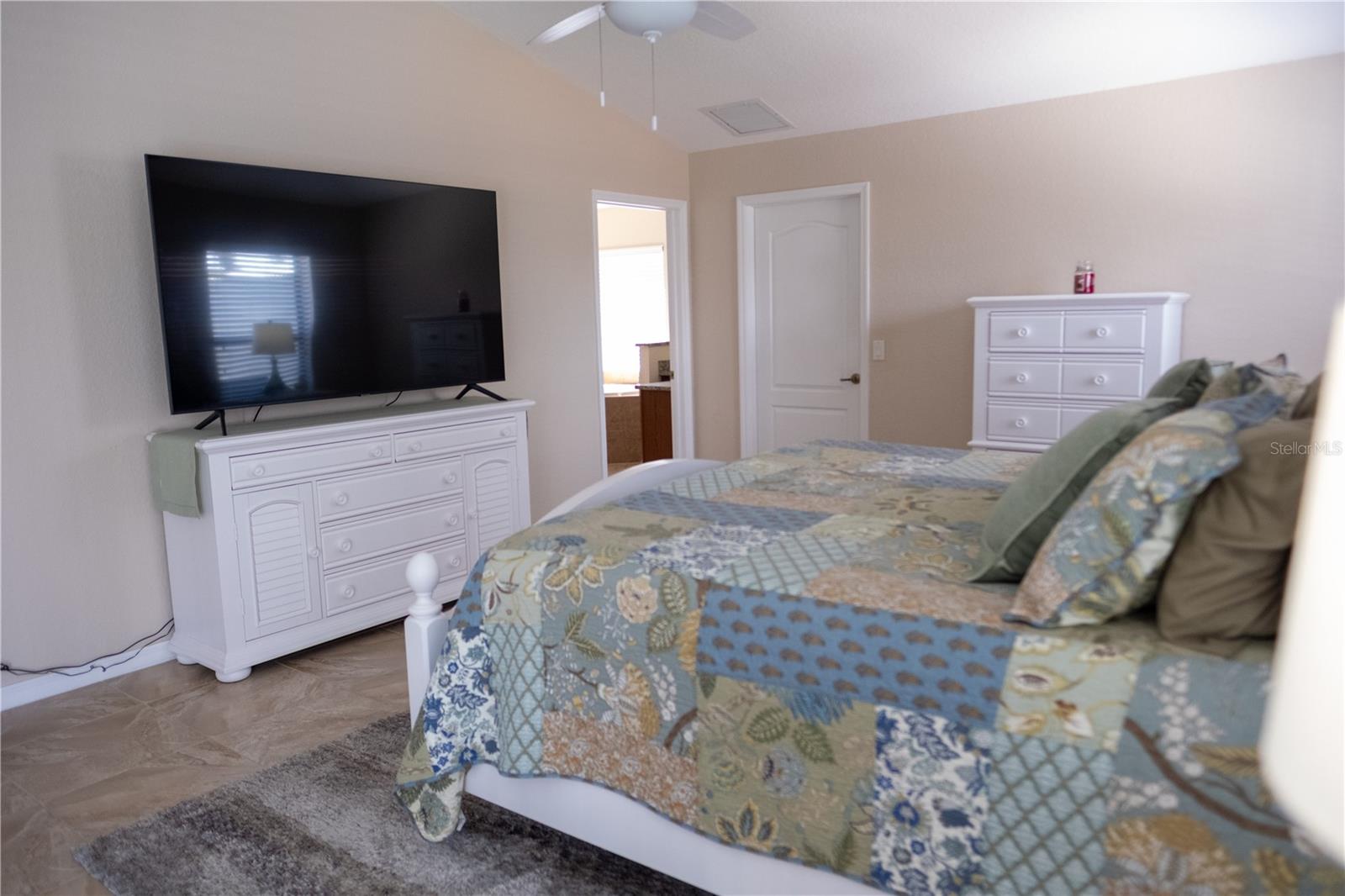15648 MELPORT CIR, PORT CHARLOTTE, FL — photo 19