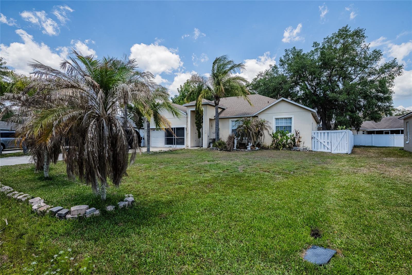 427 LARK CT, KISSIMMEE, FL — photo 3