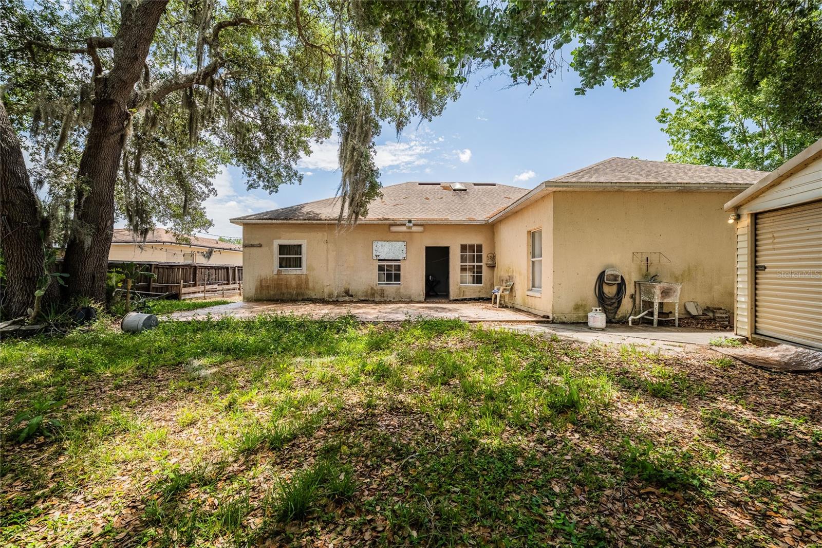 427 LARK CT, KISSIMMEE, FL — photo 35