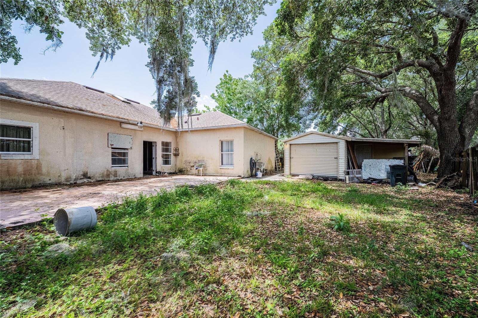 427 LARK CT, KISSIMMEE, FL — photo 36