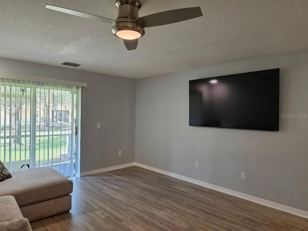 37613 AARALYN RD, ZEPHYRHILLS, FL — photo 6