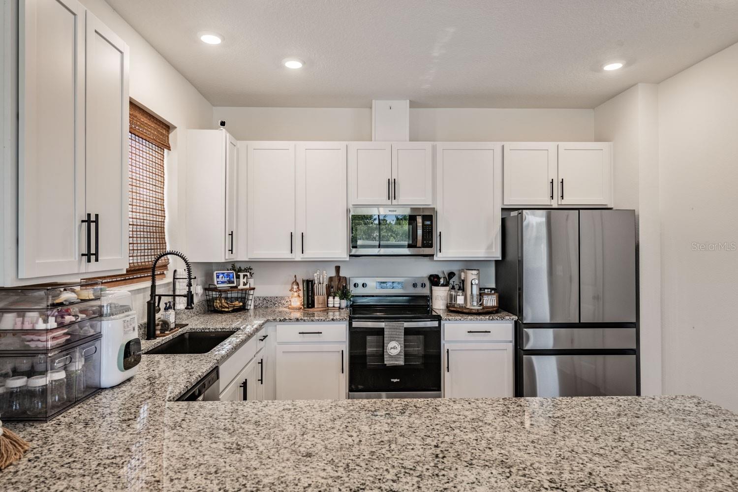 37668 YUKON DR, ZEPHYRHILLS, FL — photo 12