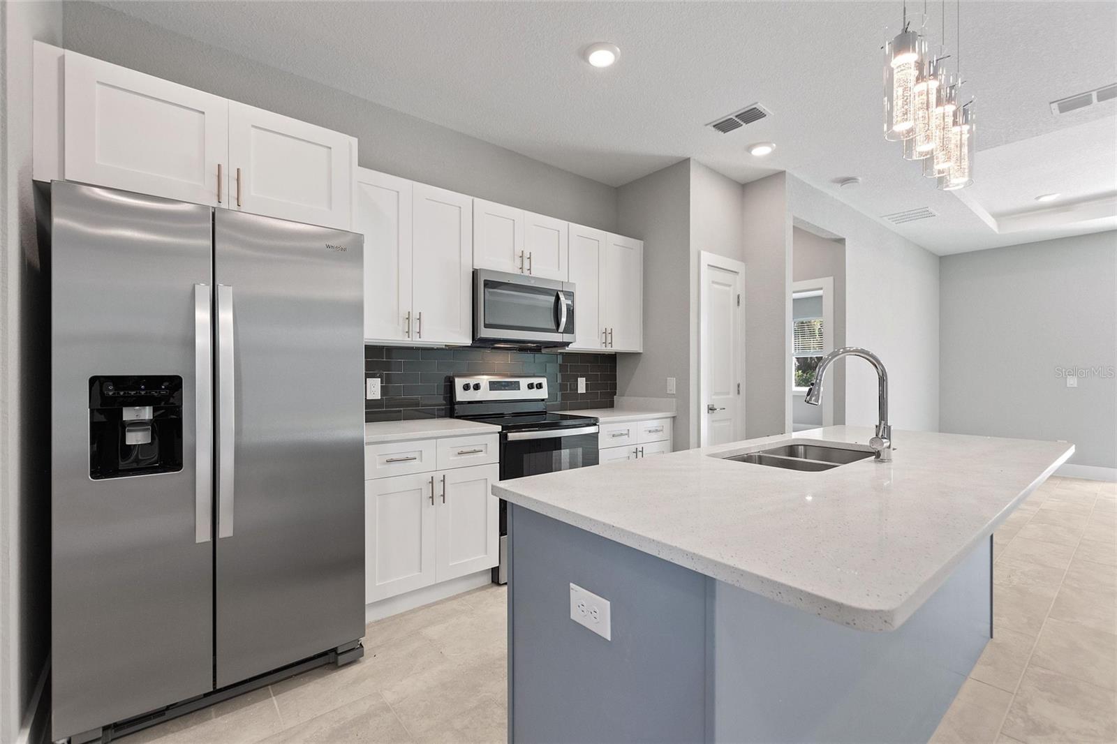 3707 FONTAINEBLEAU ST, NORTH PORT, FL — photo 11