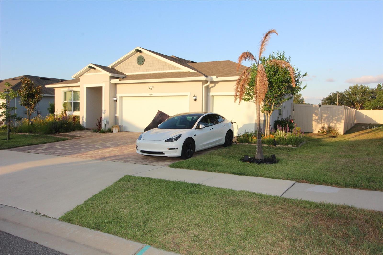 9449 SANDERS PARK PL, SEFFNER, FL — photo 2