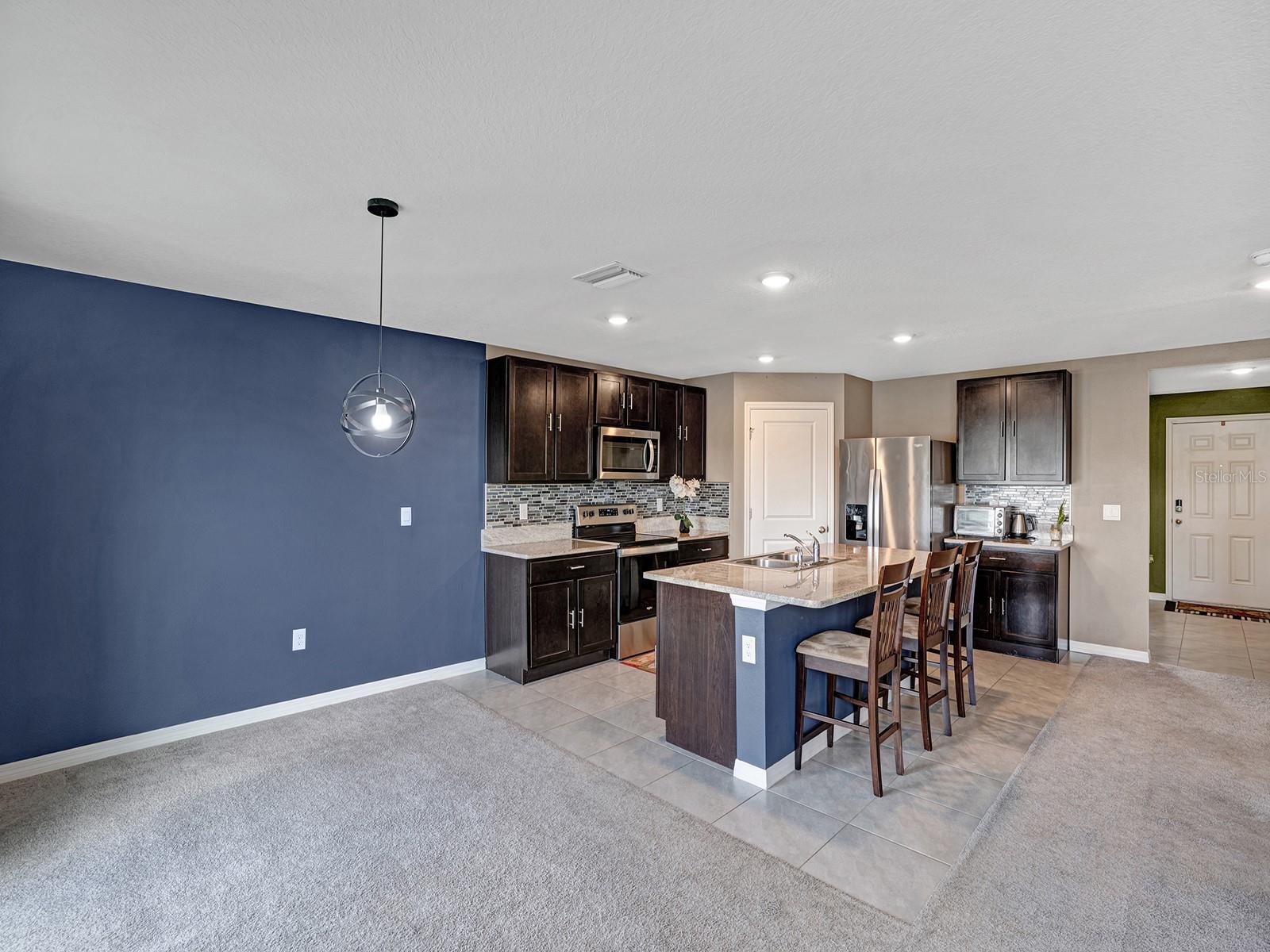 7850 SAIL CLOVER LN, ZEPHYRHILLS, FL — photo 8