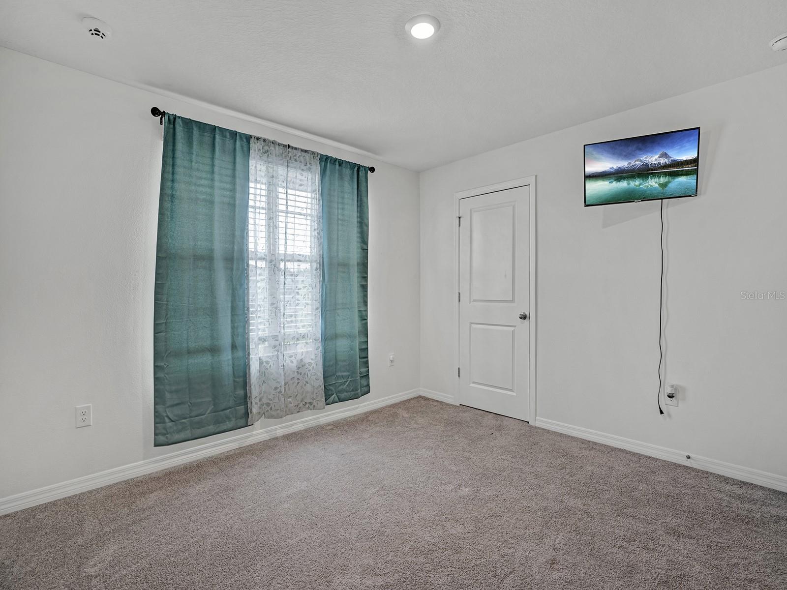 7850 SAIL CLOVER LN, ZEPHYRHILLS, FL — photo 21