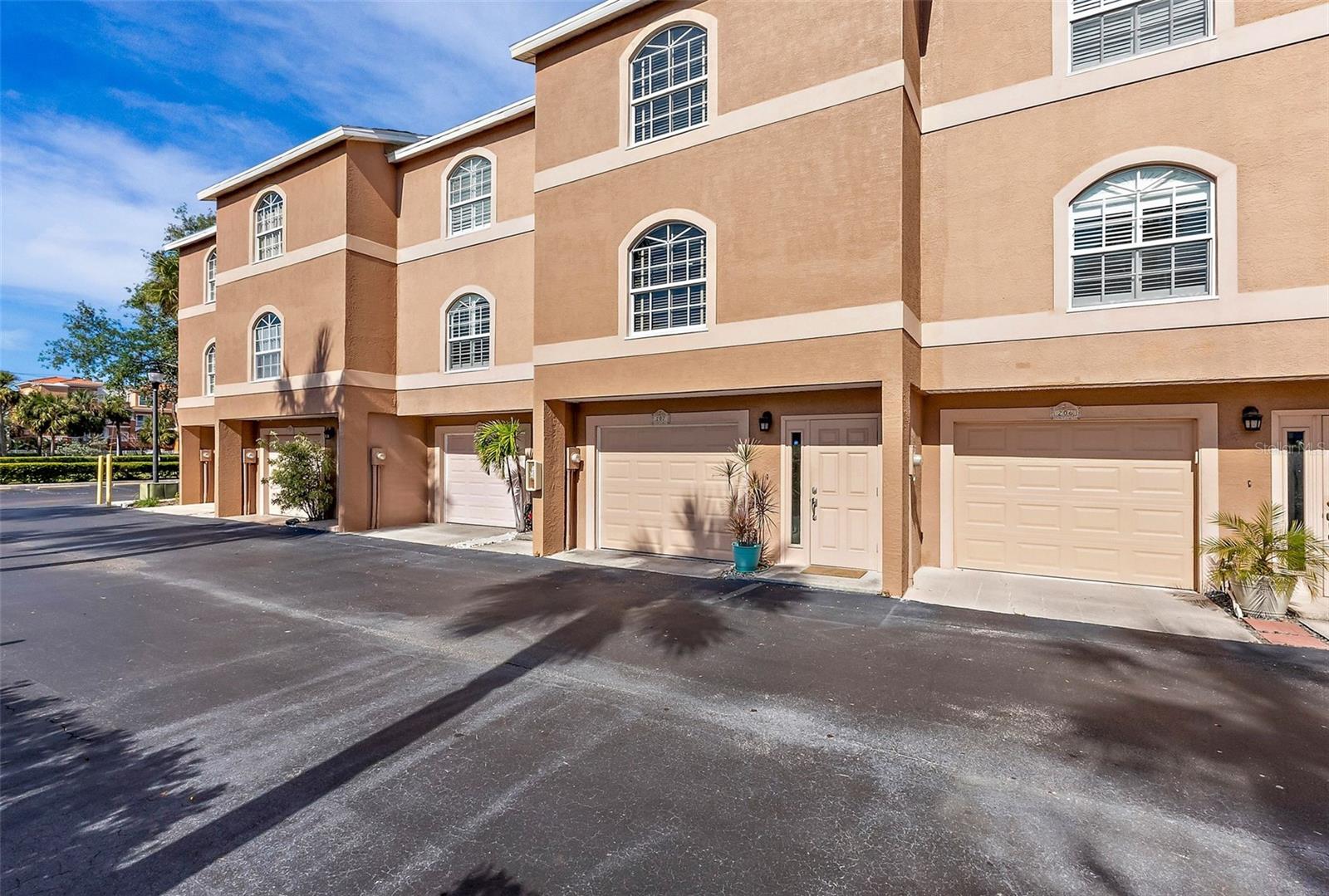 637 PINELLAS BAYWAY S #207, TIERRA VERDE, FL — photo 31