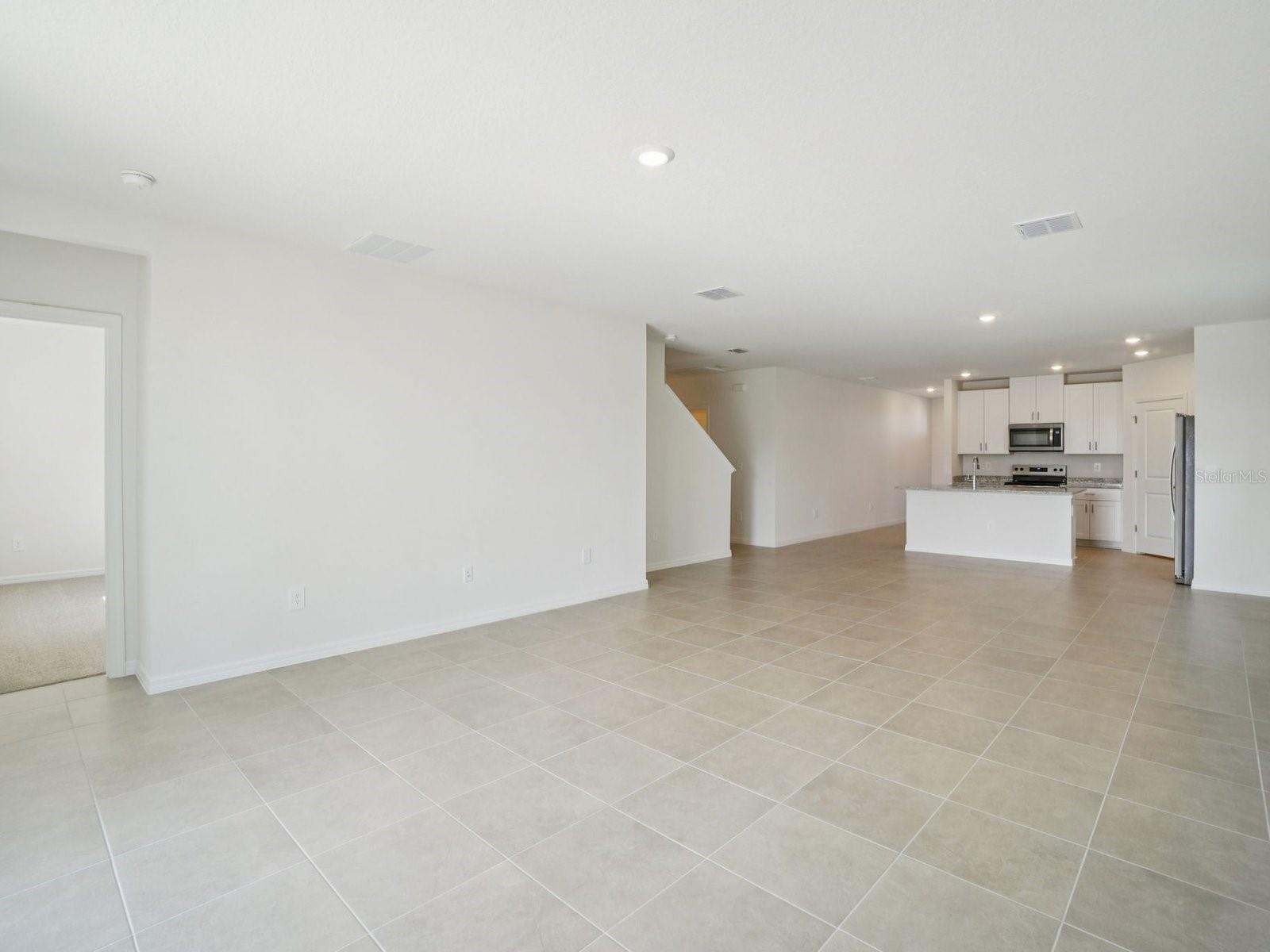 1696 COOLRIDGE PL, ZEPHYRHILLS, FL — photo 3