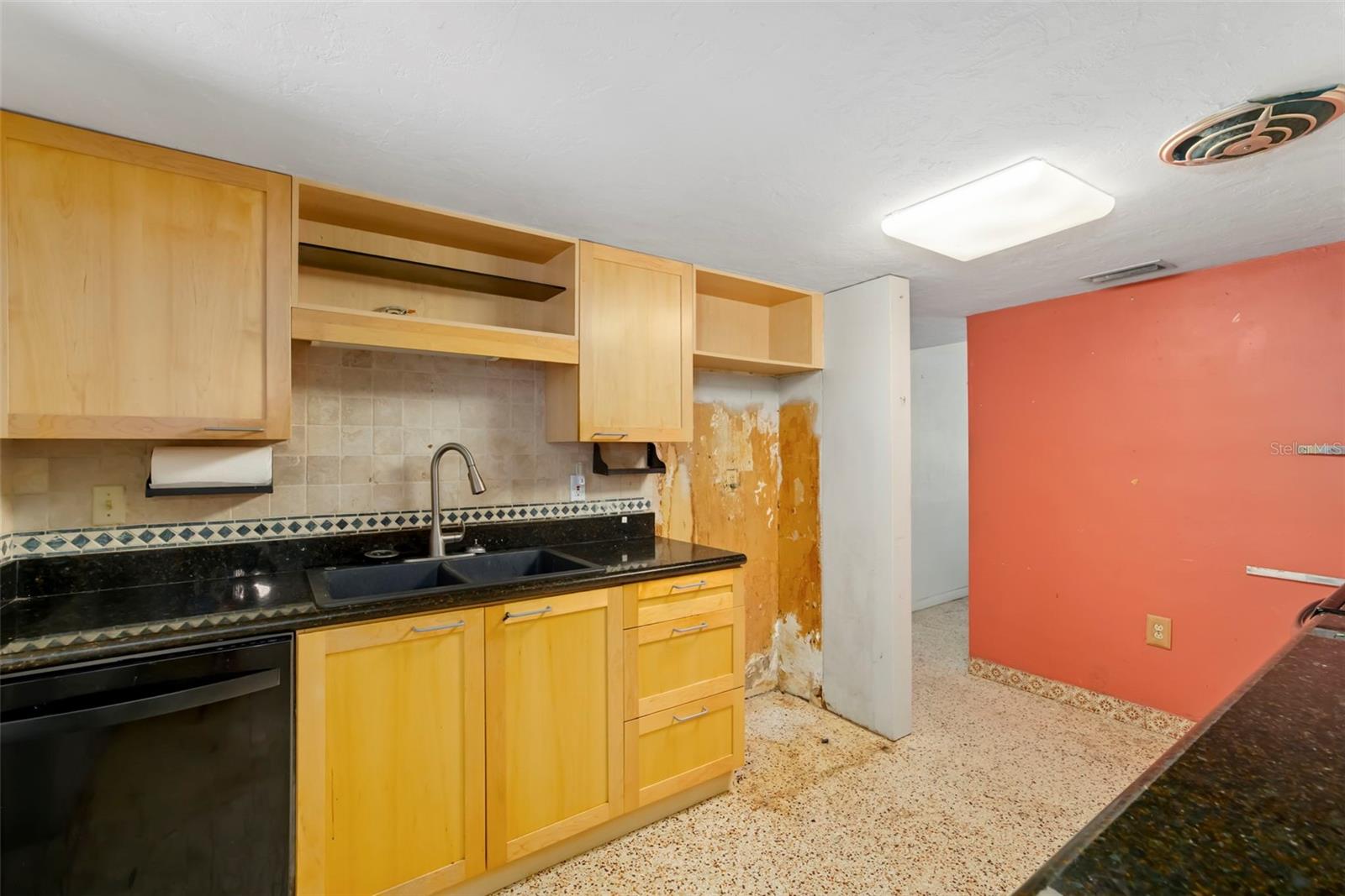 2742 S EAST AVE, SARASOTA, FL — photo 13