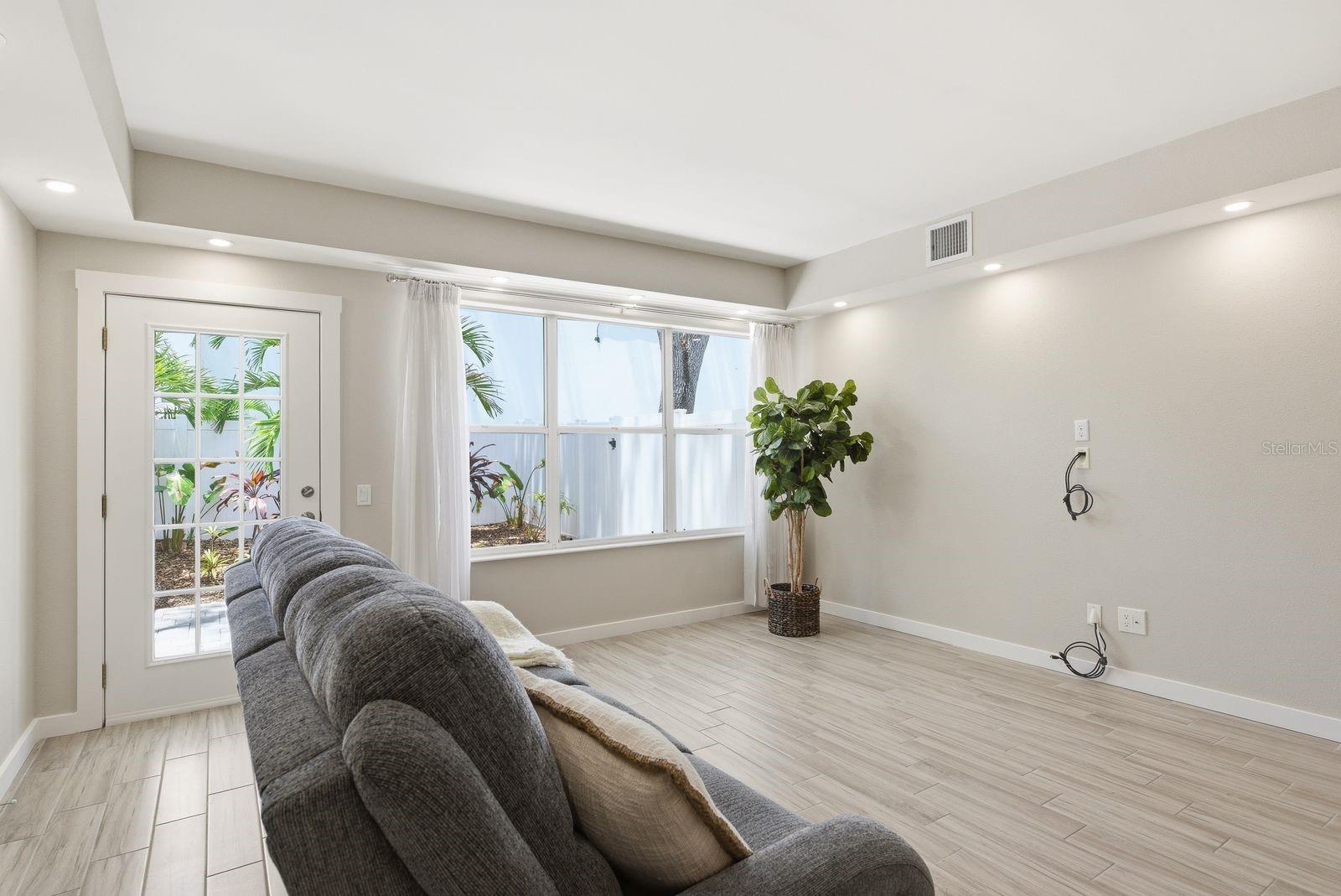 4811 BAYSHORE BLVD #303, TAMPA, FL — photo 10