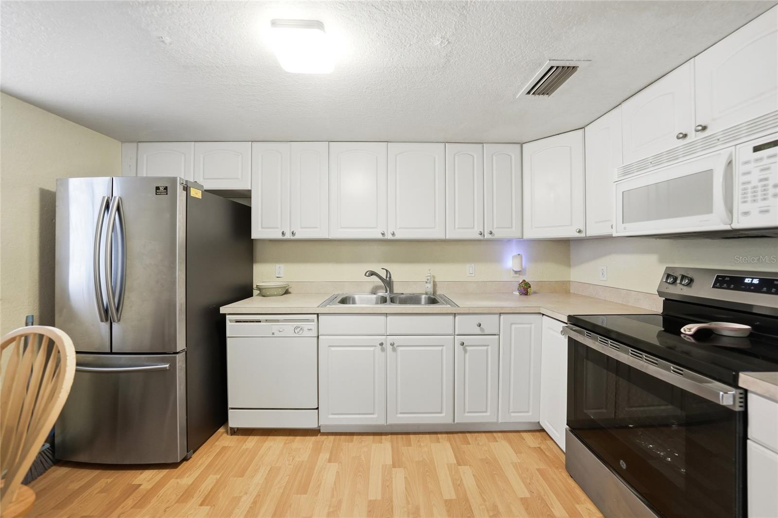 1051 FORREST NELSON BLVD #201, PORT CHARLOTTE, FL — photo 9