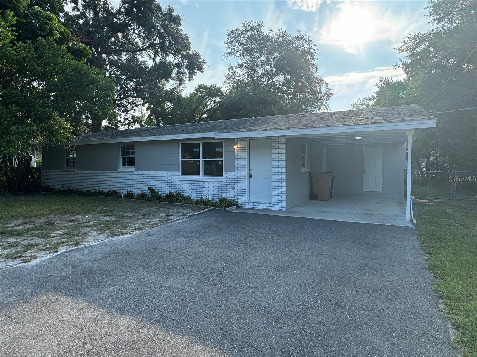 10601 N 52ND ST, TEMPLE TERRACE, FL — photo 2