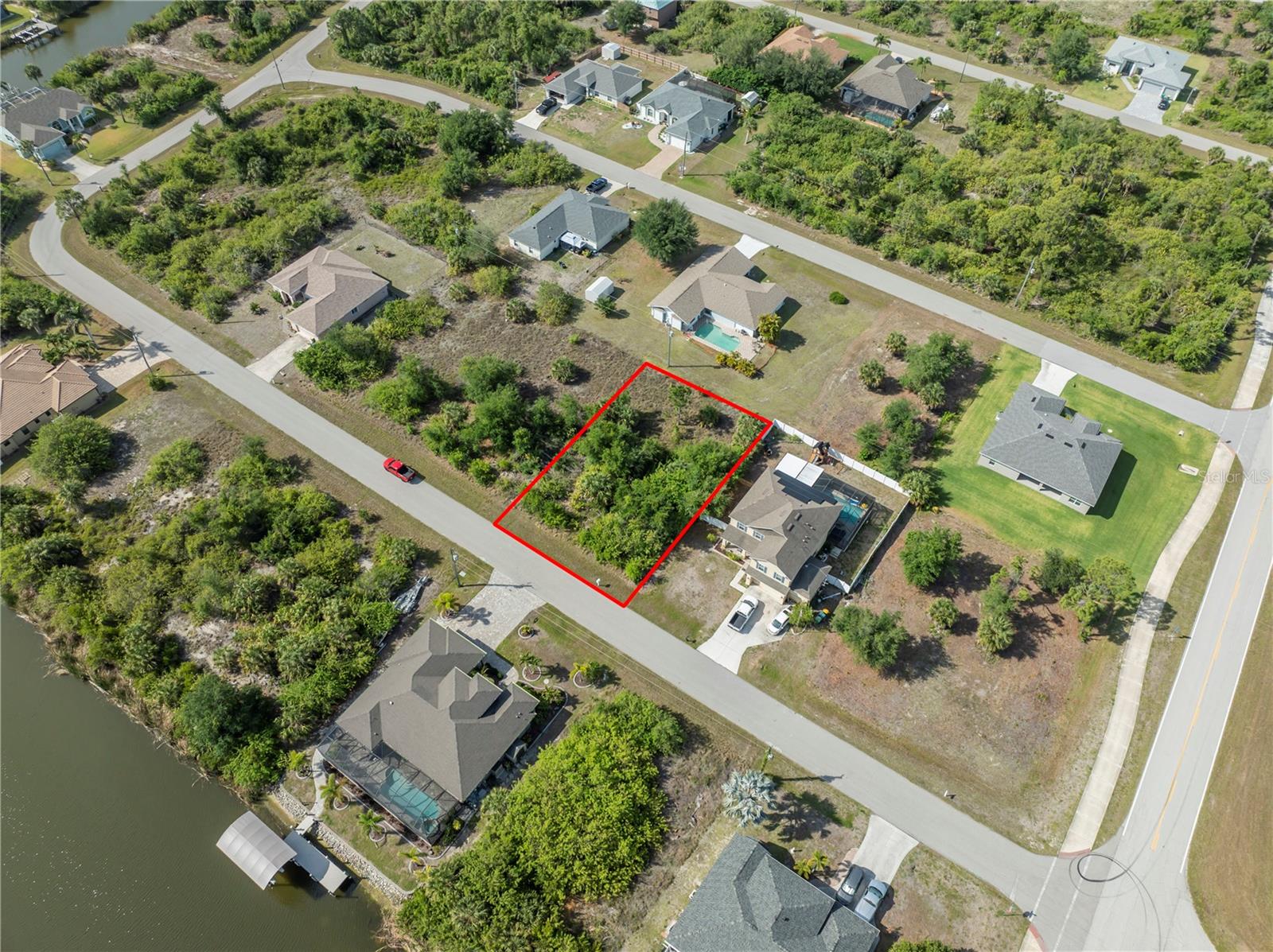 14337 EDNA CIR, PORT CHARLOTTE, FL — photo 2