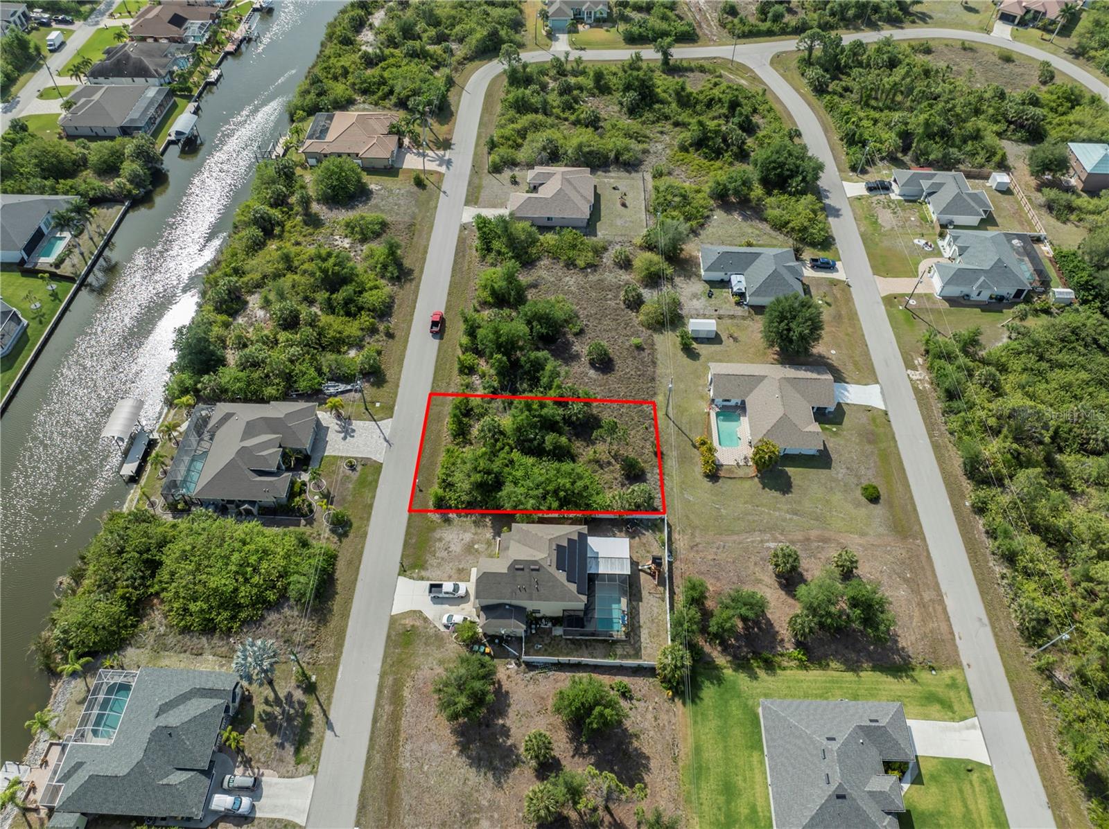14337 EDNA CIR, PORT CHARLOTTE, FL — photo 3
