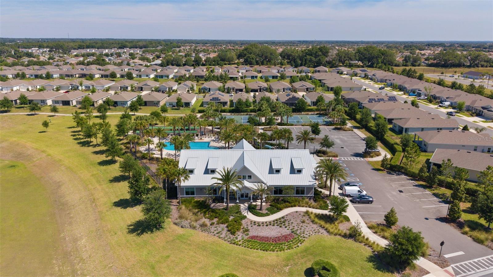 5092 STOKES WAY, WILDWOOD, FL — photo 2