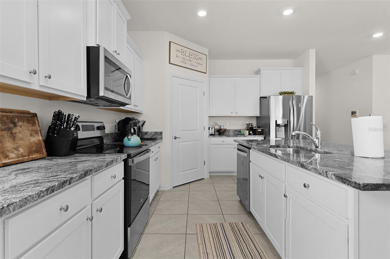 5092 STOKES WAY, WILDWOOD, FL — photo 14