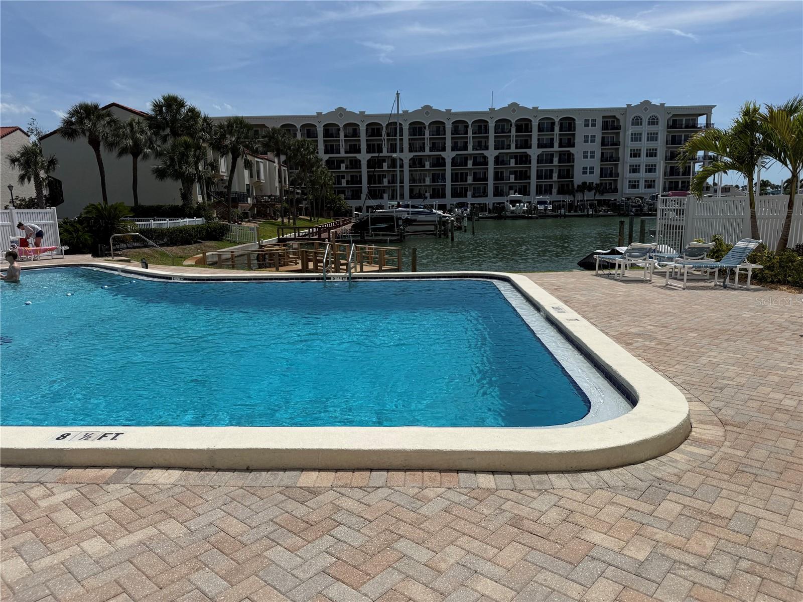 255 DOLPHIN PT #305, CLEARWATER BEACH, FL — photo 28
