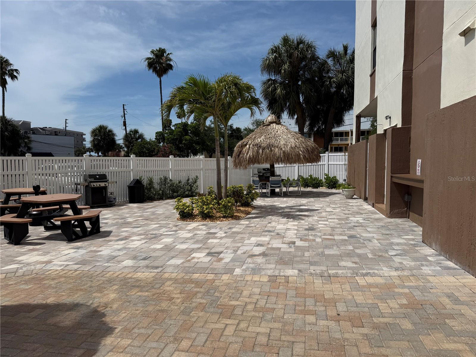 255 DOLPHIN PT #305, CLEARWATER BEACH, FL — photo 29
